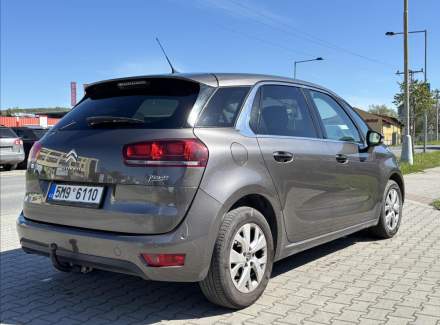 Citroën - C4
