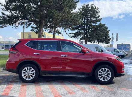 Nissan - X-Trail