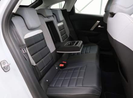 Citroën - C4