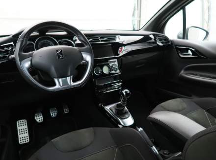 DS Automobiles - DS3