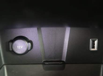 DS Automobiles - DS7 Crossback