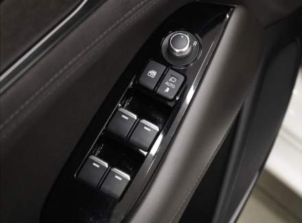 Mazda - 6