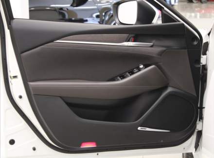 Mazda - 6