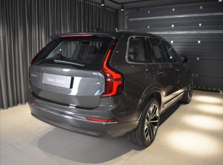 Volvo - XC90