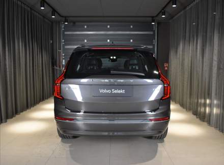 Volvo - XC90