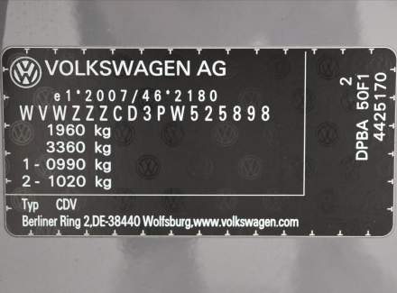 Volkswagen - Golf