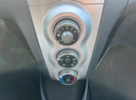 Toyota - Yaris