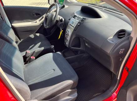 Toyota - Yaris