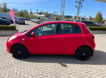 Toyota - Yaris