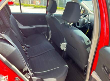 Toyota - Yaris
