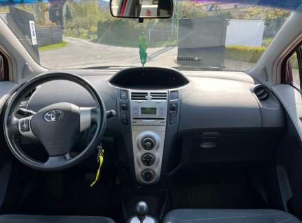 Toyota - Yaris