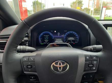 Toyota - Camry