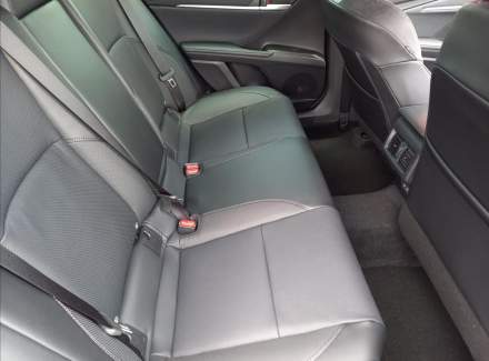 Toyota - Camry