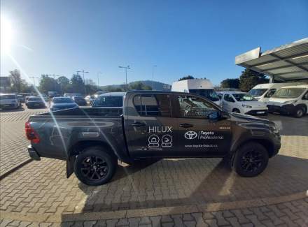 Toyota - Hilux