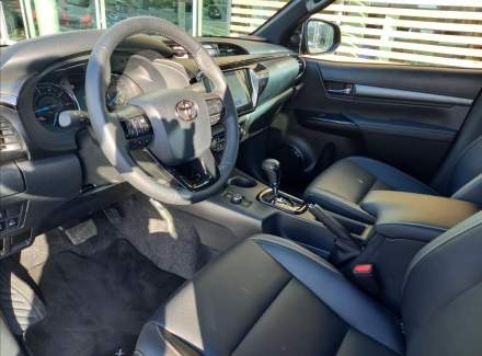 Toyota - Hilux