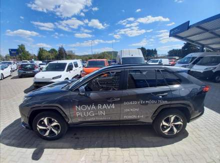 Toyota - RAV 4