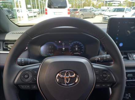 Toyota - RAV 4