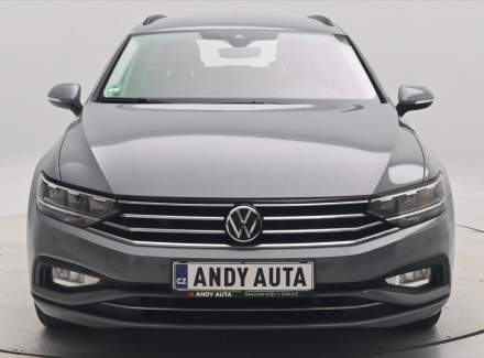 Volkswagen - Passat