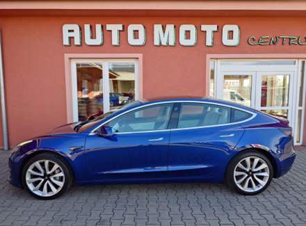Tesla - Model 3
