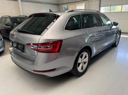Škoda - Superb