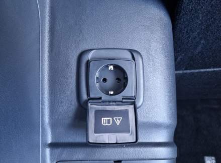 Mitsubishi - Outlander