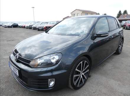 Volkswagen - Golf
