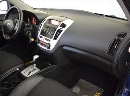 Kia - Cee'd