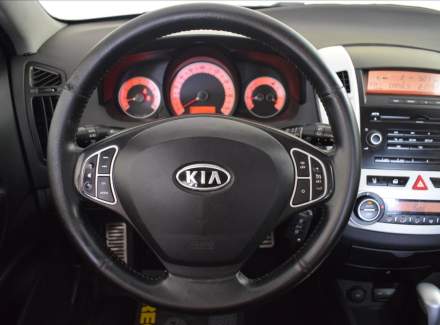 Kia - Cee'd