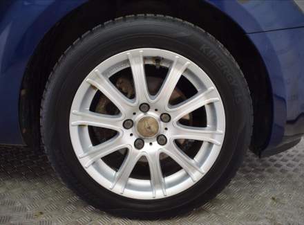 Kia - Cee'd