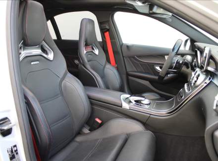 Mercedes-Benz - C-class