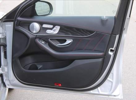 Mercedes-Benz - C-class