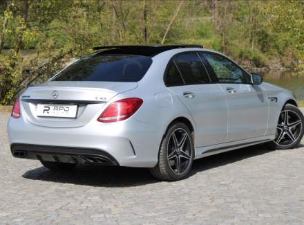 Mercedes-Benz - C-class