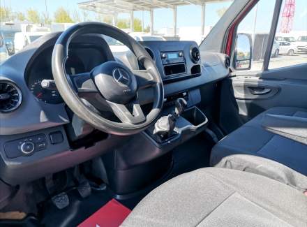 Mercedes-Benz - Sprinter