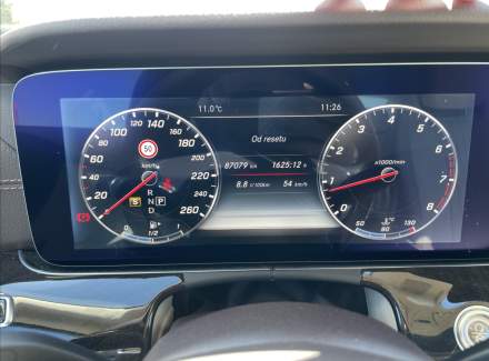 Mercedes-Benz - E-class