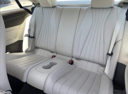 Mercedes-Benz - E-class