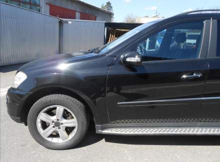 Mercedes-Benz - M-class