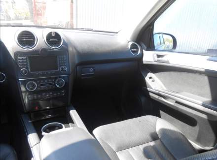 Mercedes-Benz - M-class