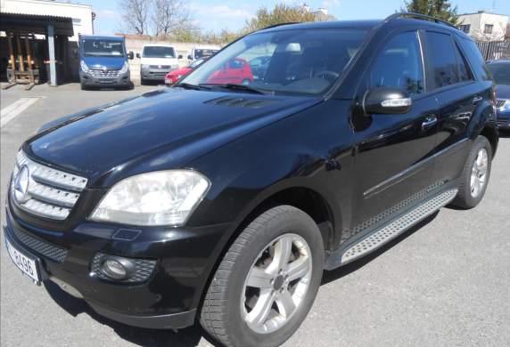 Mercedes-Benz - M-class