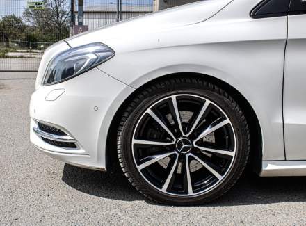 Mercedes-Benz - B-class