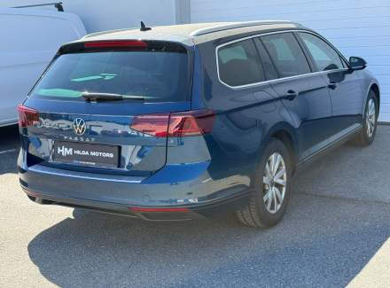 Volkswagen - Passat