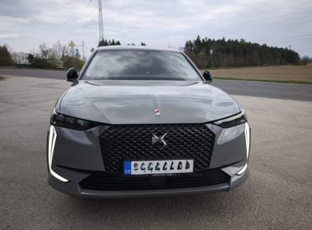 DS Automobiles - DS4