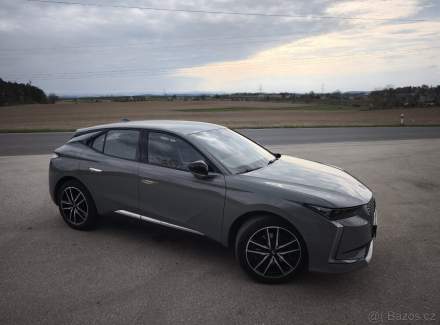 DS Automobiles - DS4