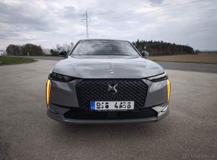 DS Automobiles - DS4