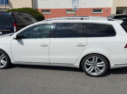 Volkswagen - Passat