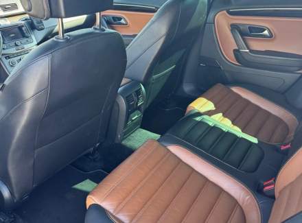 Volkswagen - Passat