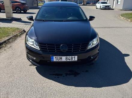 Volkswagen - Passat