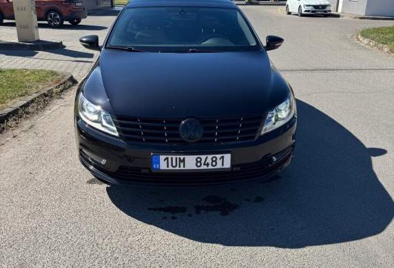Volkswagen - Passat