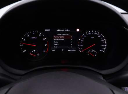 Kia - Stinger
