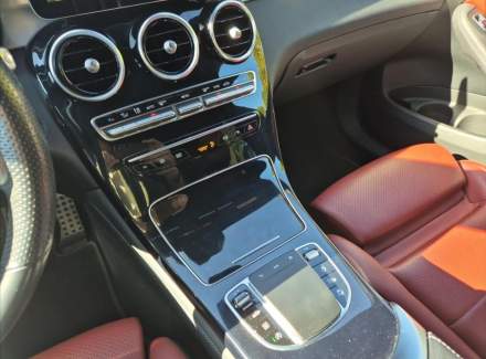 Mercedes-Benz - GLC