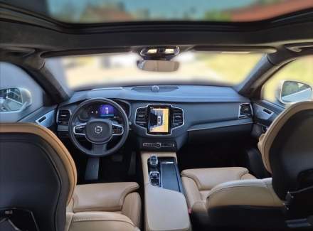 Volvo - XC90